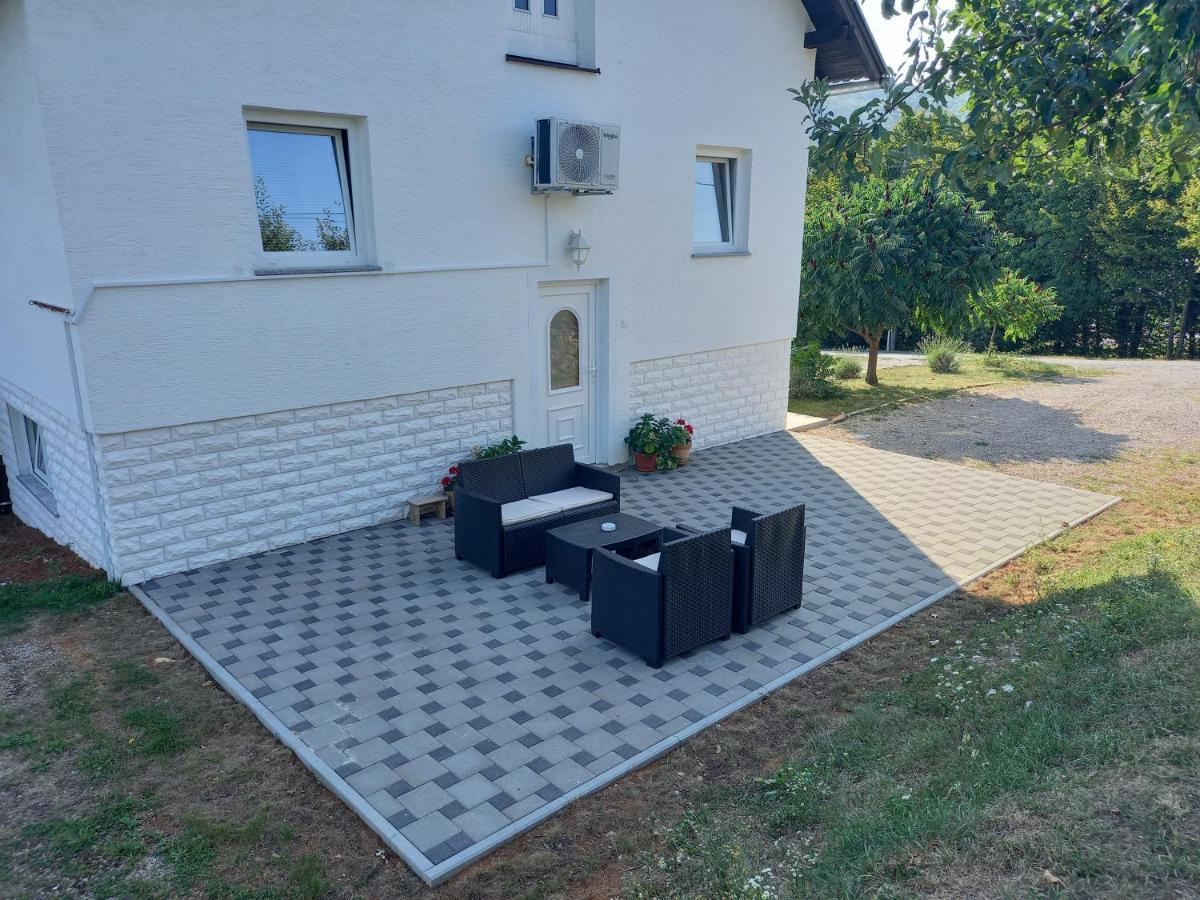 Apartment Sucic Селище Дрезницко Екстериор снимка